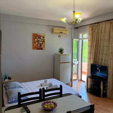 Gazi's For Rent Appartement