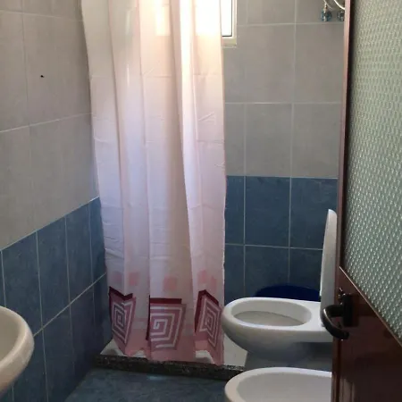 Appartement Gazi's For Rent Golem (Tirana)