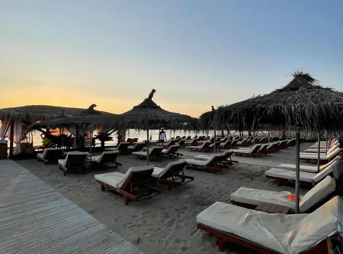 Gazi's For Rent Апартаменты